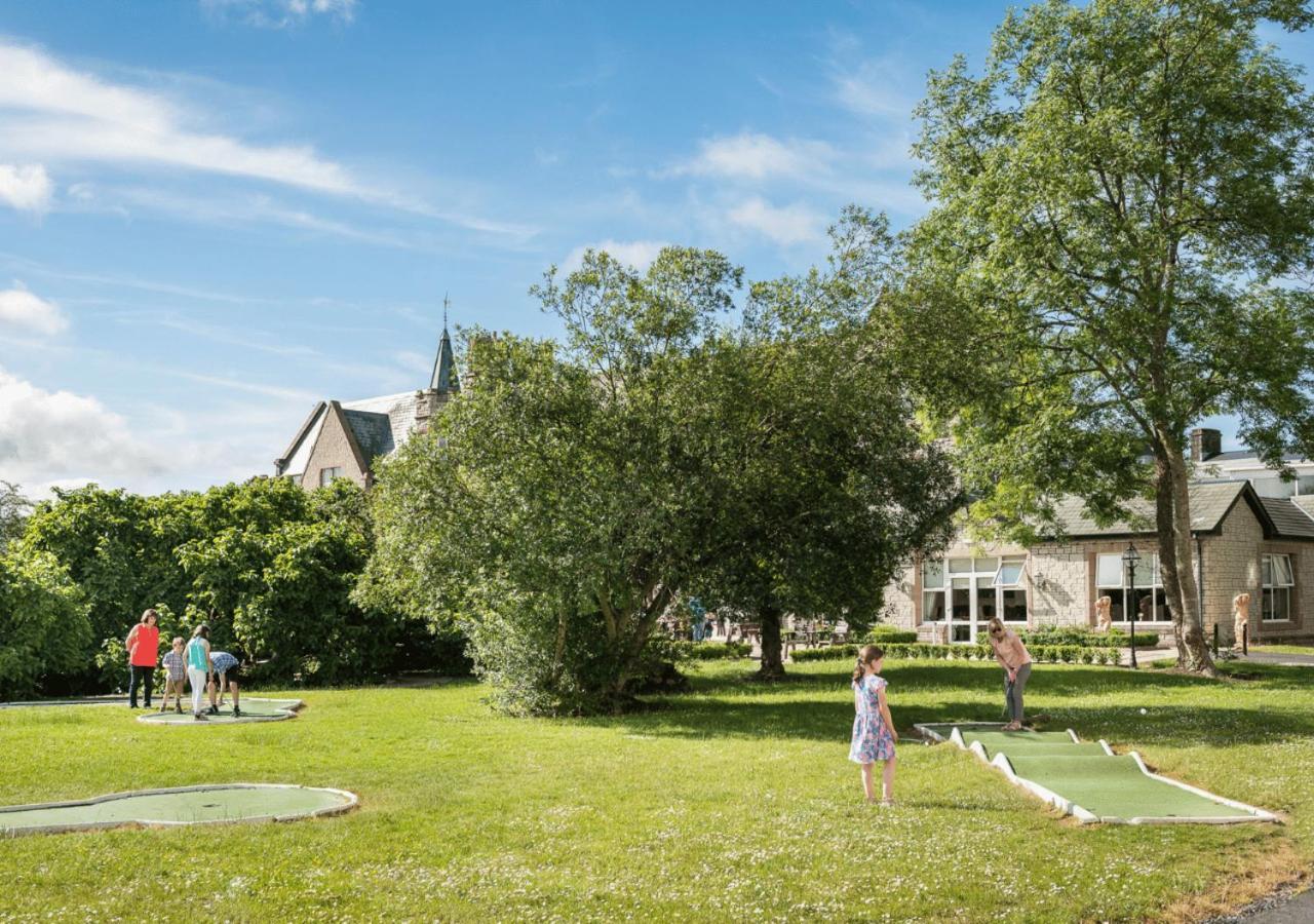 Breaffy House Hotel And Spa คาสเซิลบาร์ ภายนอก รูปภาพ