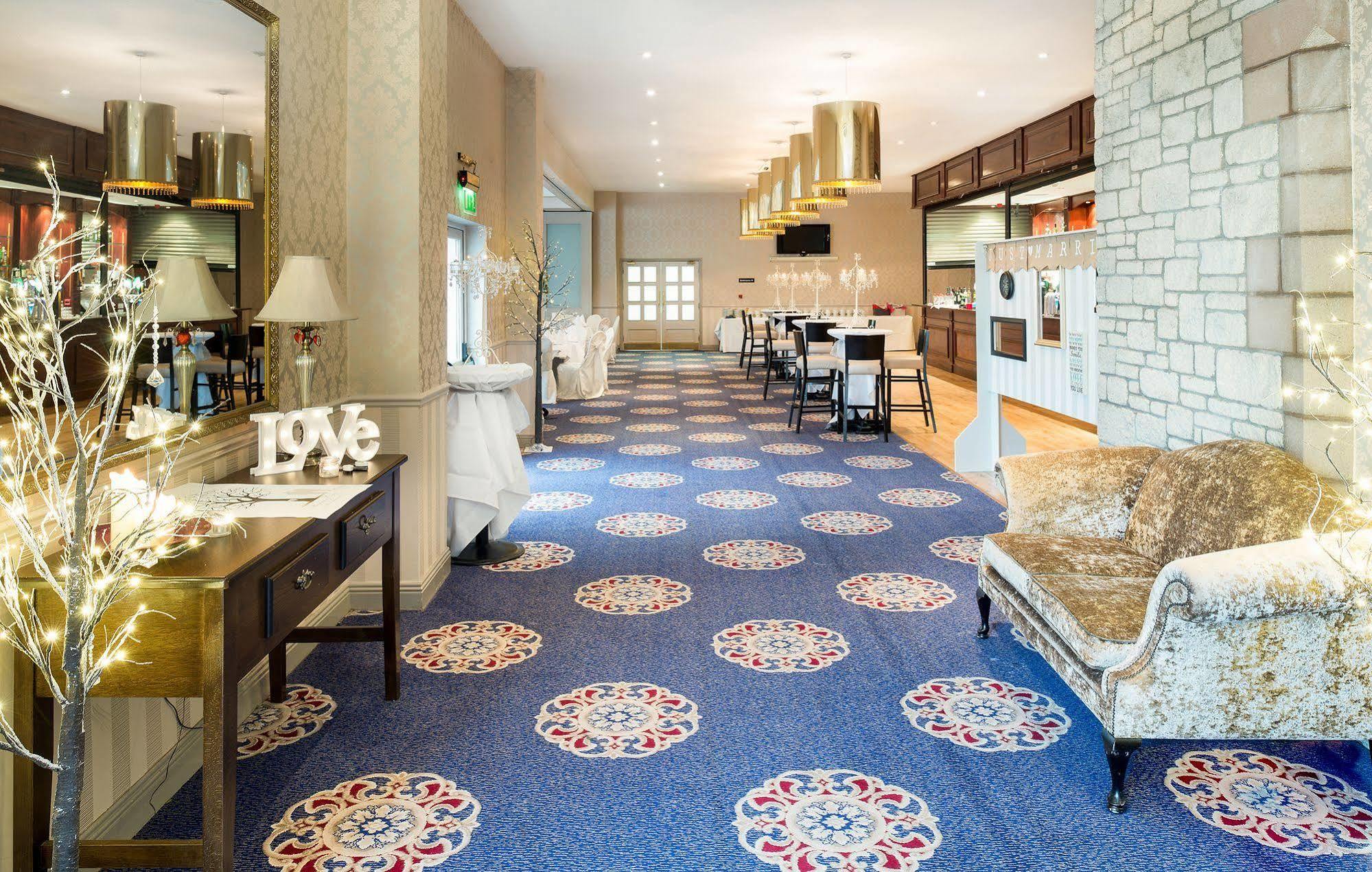 Breaffy House Hotel And Spa คาสเซิลบาร์ ภายนอก รูปภาพ